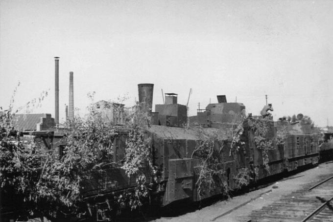 Under krigen brugte vi det meste lys pansrede tog. | Foto: be-be-be.ru.