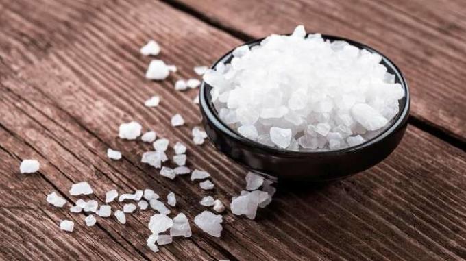 Epsom salt har mange utrolige kvaliteter, så det ikke gør ondt at holde i ethvert hjem medicinskabet. / Foto: remedioscaserostop.com. 
