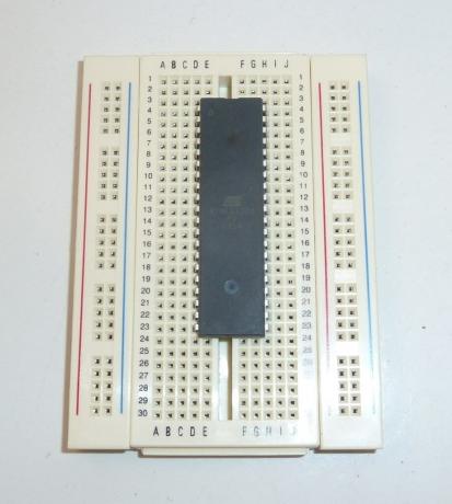Fig. 4. chip forbindelse på breadboard