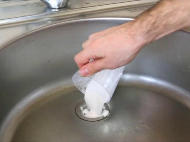 I køkkenet med vasken lugter dårligt? Nemt klare denne misforståelse