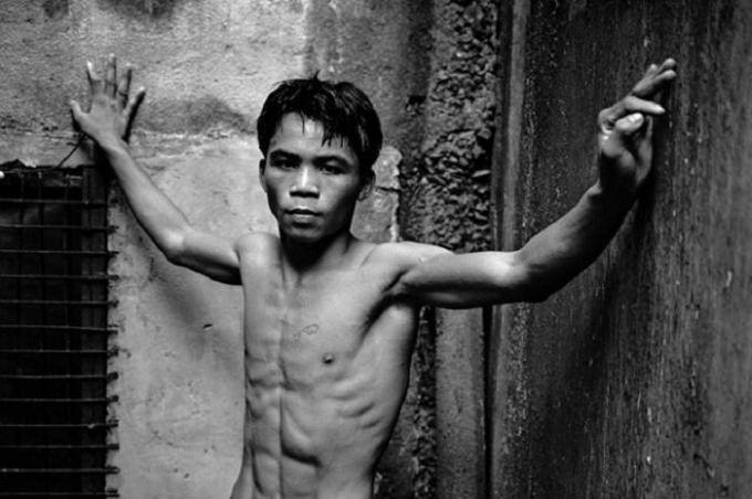 Selv sulten barndom ikke afskrække hans ønske om at blev den bedste bokser i verden.