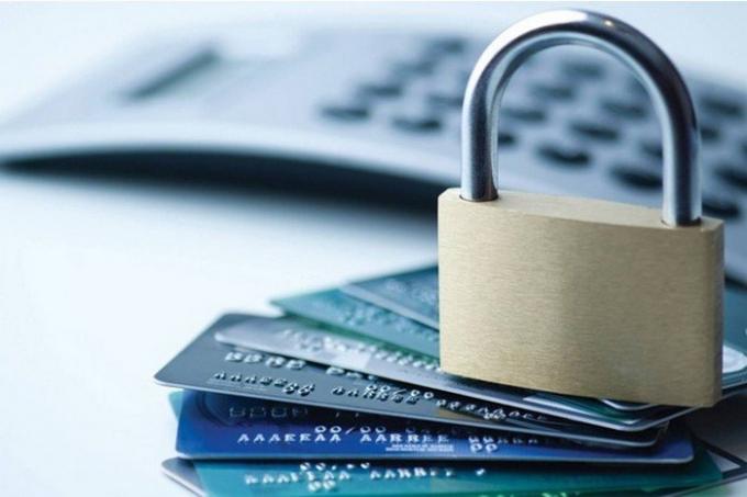 7 tips til, hvordan du beskytter din bankkort fra svindlere