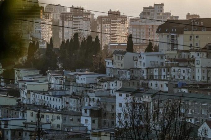 Hele byen er viklet netværk af "russiske favelaer."