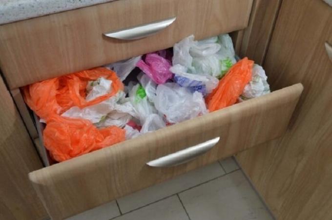 Box lagerpakker kan kun bruges, hvis køkkenet en masse plads. / Foto: vplate.ru. 