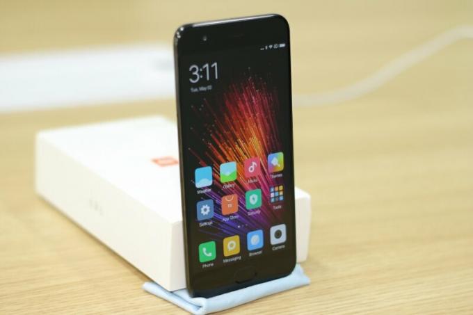 Anmeldelse af Xiaomi Mi 6 smartphone - et kraftfuldt og funktionelt flagskib - Gearbest Blog Rusland