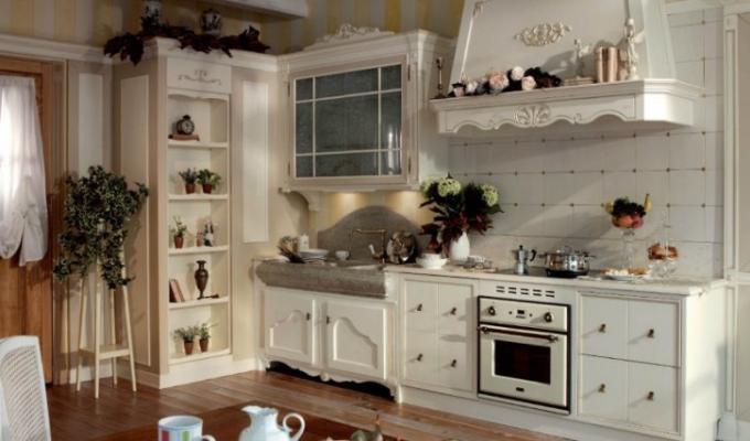 Rustikt køkken (44 fotos): videoinstruktioner om, hvordan man dekorerer indretningen med egne hænder, hvilken slags møbler, gardiner, vælg, pris, foto