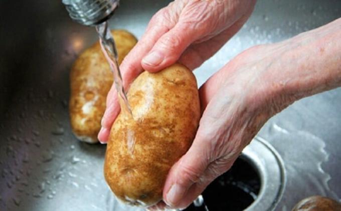 Metoden som kartofler koge hurtigere tider uden de sædvanlige potter