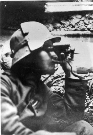 Tysk spion med kikkert, 1916-1918 gg.