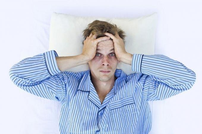 Stress i løbet af dagen - årsagen til dårlig søvn om natten.