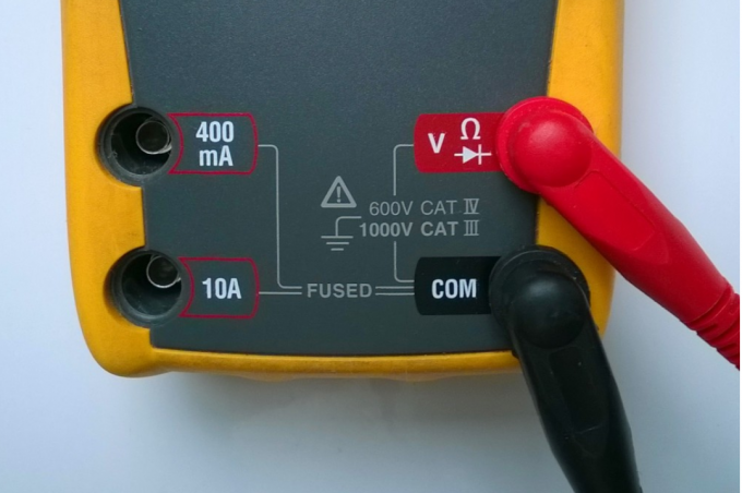 Hvordan til at måle strøm og spænding multimeter: Detaljerede instruktioner