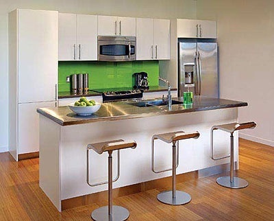 Søjleskabe er meget populære i køkkensæt.
