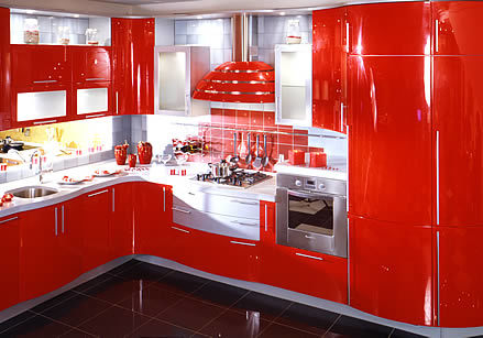 røde og hvide køkkener