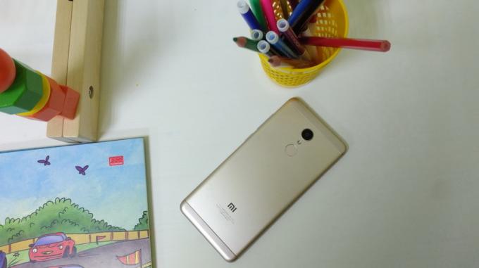 Xiaomi Redmi 5 anmeldelse: en ikke-standard budgettelefon - Gearbest Blog Indien