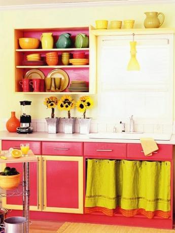 Et køkken, der leger med lyse farver - fantastisk!