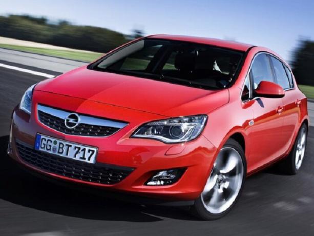 Opel Astra - den mest populære model af den tyske bilproducent. | Foto: caradisiac.com.