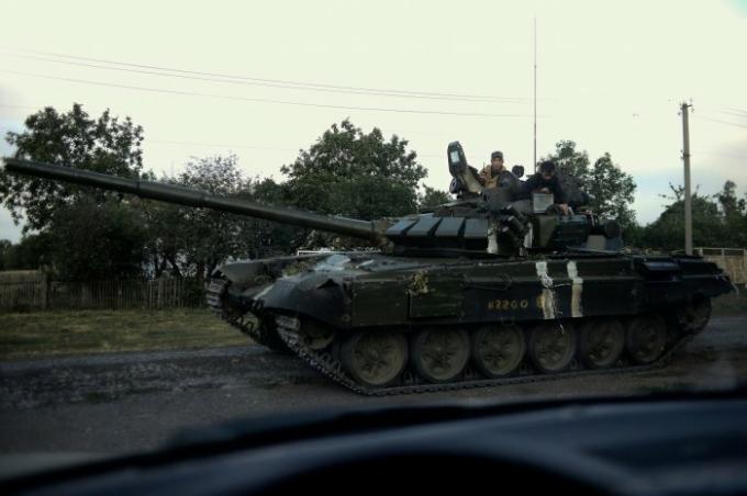 Taktisk farvestoffer eller fjende på T-72. | Foto: projects.lb.ua. 